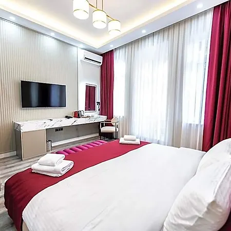 Hidden Pearls Boutique Hotel 5*